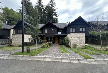 Casa en  Pucón, Cautín