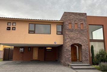 Casa en  Bosques De Metepec, Metepec