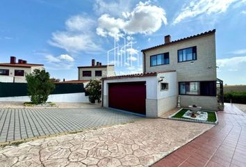 Chalet en  Castellanos De Moriscos, Salamanca Provincia