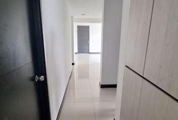 Apartamento en  Loma De Los Bernal, Medellín