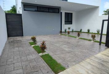 Casa en  Calle 18 108-108, Cholul, Mérida, Yucatán, 97305, Mex