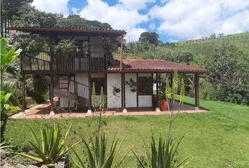 Villa-Quinta en  Potrerillo, Restrepo Valle Del Cauca