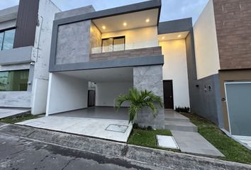 Casa en  Calle Lomas Del Campestre, Las Lomas Residencial, Alvarado, Veracruz De Ignacio De La Llave, 95264, Mex