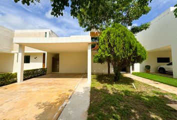 Casa en  Calle 18 108-108, Cholul, Mérida, Yucatán, 97305, Mex