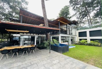 Casa en condominio en  Calle Del Rosal 13, Avándaro, Valle De Bravo, México, 51200, Mex