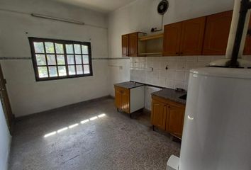 Casa en  Villa Luzuriaga, La Matanza