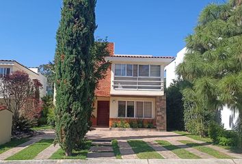 Casa en condominio en  Calle Camino A San Isidro 500, San Agustín, Tlajomulco De Zúñiga, Jalisco, 45646, Mex