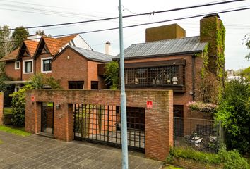 Casa en  Bosque Peralta Ramos, Mar Del Plata