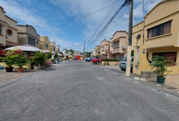 Casa en  Tarqui, Guayaquil