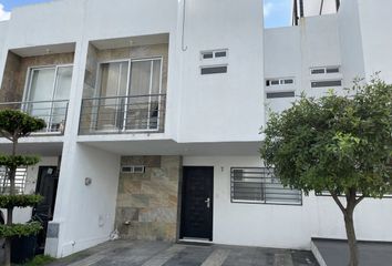 Casa en condominio en  Calle Laguna, Cañadas De San Lorenzo, Zapopan, Jalisco, 45130, Mex