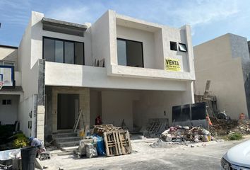 Casa en  Calle Cristal De Santa Lucia, Las Jaras, Monterrey, Nuevo León, 64990, Mex