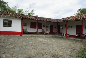 Villa-Quinta en  Betulia, Antioquia