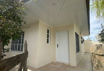 Casa en  Calle Miguel De Unamuno 802-900, Mar Del Plata, General Pueyrredón, B7604, Provincia De Buenos Aires, Arg