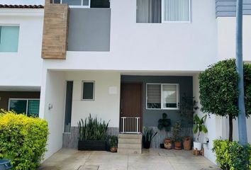 Casa en condominio en  Real De Valdepeñas, Zapopan, Jalisco