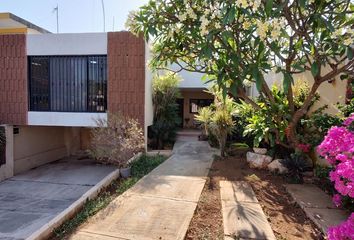 Casa en  Calle 18 98r-98r, Itzimna, Mérida, Yucatán, 97100, Mex