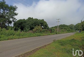 Lote de Terreno en  Carretera Tepoztlán - Yautepec, Santiago Tepetlapa, Los Farallones De Santiago, Tepoztlán, Morelos, 62525, Mex