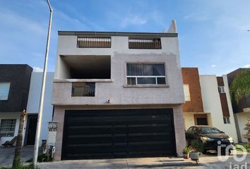 Casa en  Calle Albornez, Cumbres Provenza, Mitras Poniente, García, Nuevo León, 66036, Mex