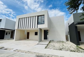 Casa en condominio en  Pueblo Conkal, Conkal