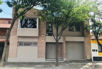 Casa en  Cipolletti, Río Negro