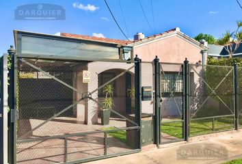 Casa en  Adrogué, Partido De Almirante Brown