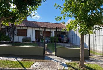 Casa en  Valentina Norte Urbana, Neuquén