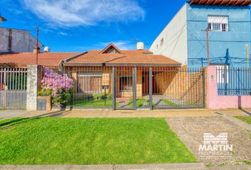 Casa en  Villa Adelina, Partido De San Isidro