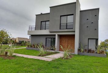 Casa en  El Cantón, Partido De Escobar