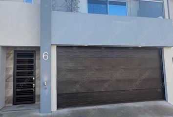 Casa en  Avenida De La Lluvia 456-554, Sección Jardines Del Sol, Tijuana, Baja California, 22505, Mex