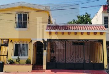 Casa en  Calle Río Del Brasil, Villas Del Río Primer Sector, Guadalupe, Nuevo León, 67204, Mex