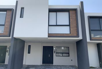 Casa en  San Mateo Otzacatipan, Toluca