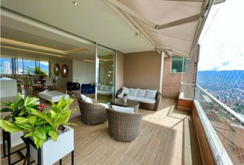 Apartamento en  Poblado, Medellín