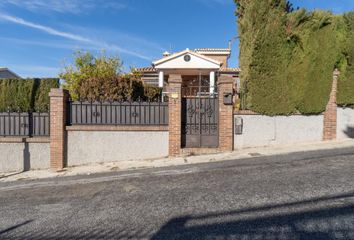 Chalet en  Huetor Vega, Granada Provincia