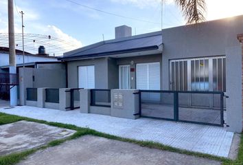 Casa en  San Jerónimo Norte, Santa Fe