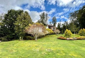 Casa en  Puerto Varas, Llanquihue