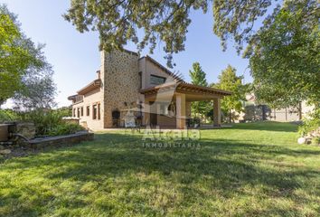 Chalet en  Valdeaveruelo, Guadalajara Provincia