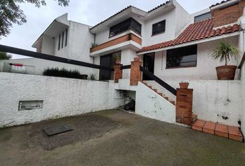 Casa en  Calle Islas Samoa, Real Esmeralda, Atizapán De Zaragoza, México, 52930, Mex