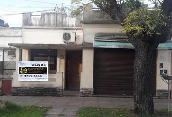 Casa en  Caseros, Tres De Febrero