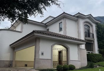 Casa en  Calle Misión De San Gabriel Arcángel 217, Santiago, Nuevo León, 67302, Mex