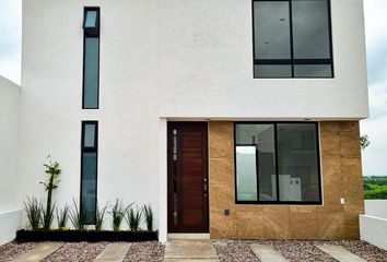 Casa en  Calle San Isidro, Villas Del Mesón, La Antigua Juriquilla, Querétaro, 76226, Mex