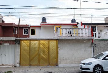 Casa en  Boulevard De Las Rosas, Villa De Las Flores, San Francisco Coacalco, Coacalco De Berriozábal, México, 55710, Mex