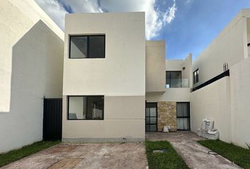 Casa en  Tixcacal Opichen, Mérida, Yucatán