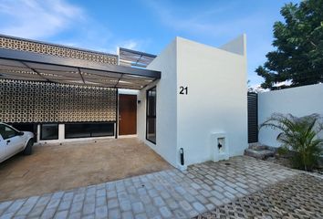 Casa en condominio en  Santa Rita Cholul, Mérida, Yucatán