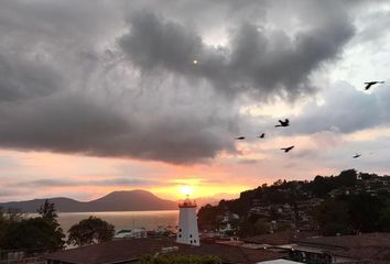 Casa en condominio en  Avenida Joaquín Arcadio Pagaza, Santa María Ahuacatlán, Valle De Bravo, México, 51200, Mex