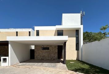 Casa en  Pueblo Cholul, Mérida, Yucatán