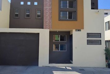 Casa en  Privada Esmeralda, Jardín De Las Bugambilias, Tijuana, Baja California, 22116, Mex