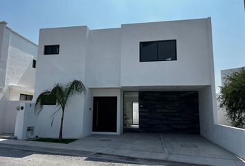 Casa en condominio en  Circuito Pizarra, Campestre, Querétaro, 76226, Mex