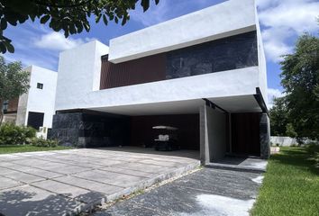 Casa en condominio en  Yucatan Country Club, Mérida, Yucatán, Mex