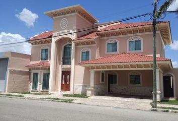 Casa en  Calle 98-a, Paseo De Las Fuentes, Mérida, Yucatán, 97225, Mex