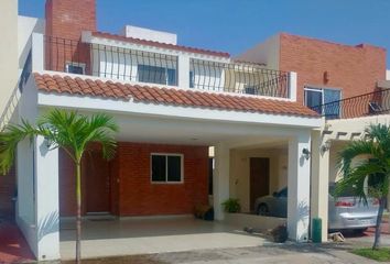 Casa en  Marina Mazatlán, Mazatlán