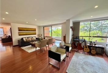 Apartamento en  Aguacatala, Medellín